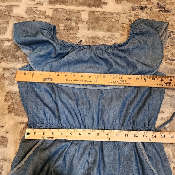 WRAPPER chambray blue belted cropped wideleg jumper, pockets. Size Medium - Picture 15 of 16